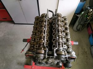 V12 Top engine gasket overhaul 7