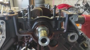 M113 crankshaft + rods + pistons removed "part 3" S124 V8 Turbo 3