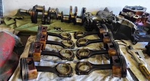 M113 crankshaft + rods + pistons removed "part 3" S124 V8 Turbo 11