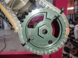 M113 Timingchain Oil Pump and Timingcase install 1