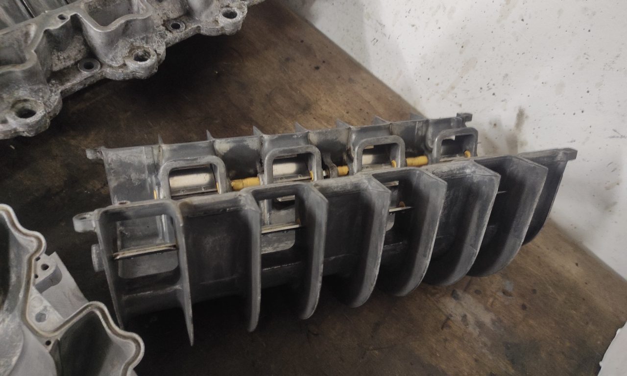 HOW TO: M113 intake manifold dissassembly "Part1" 8