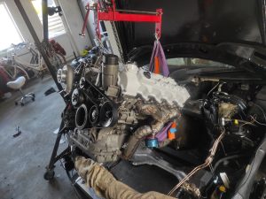 M113 V8 turbo Engine & transmission back in the car !!! 8